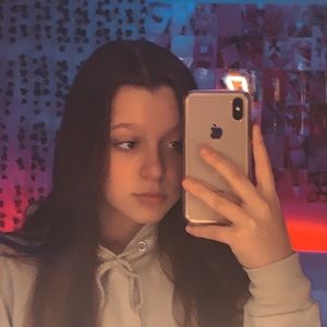 Meet your Posher, Taryn